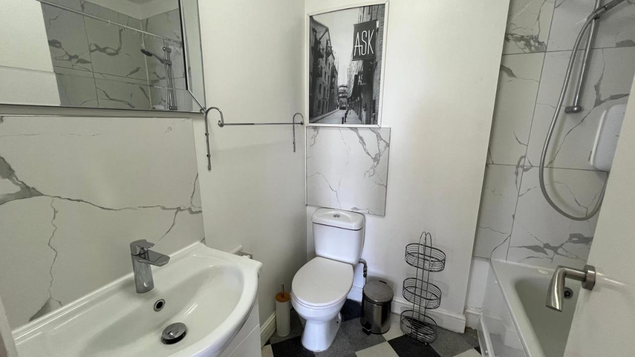 Comfy 2 Bedroom Apartments - Finchley Road, London Luaran gambar