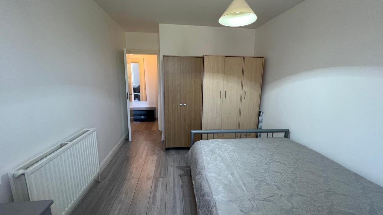 Comfy 2 Bedroom Apartments - Finchley Road, London Luaran gambar