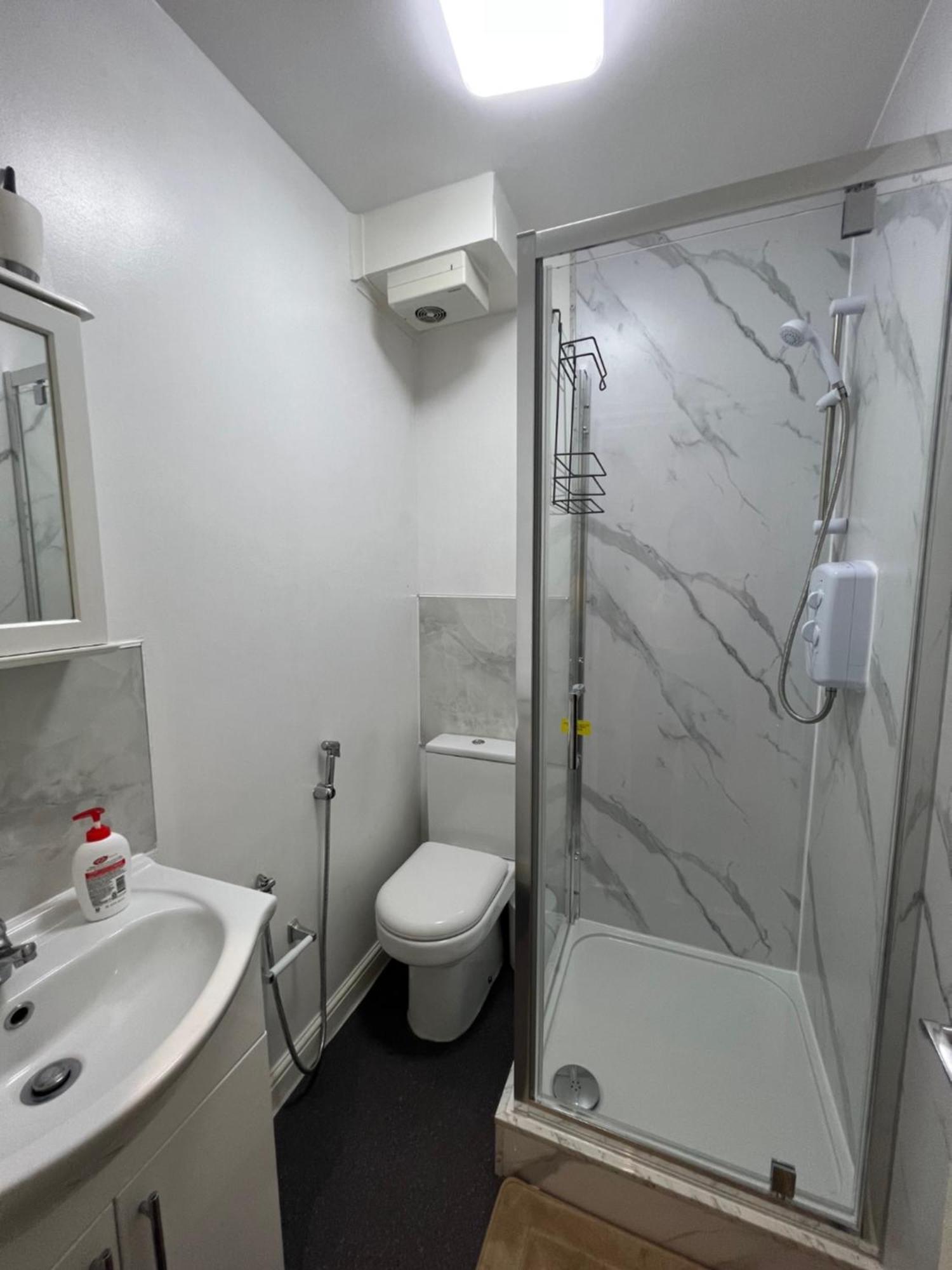 Comfy 2 Bedroom Apartments - Finchley Road, London Luaran gambar